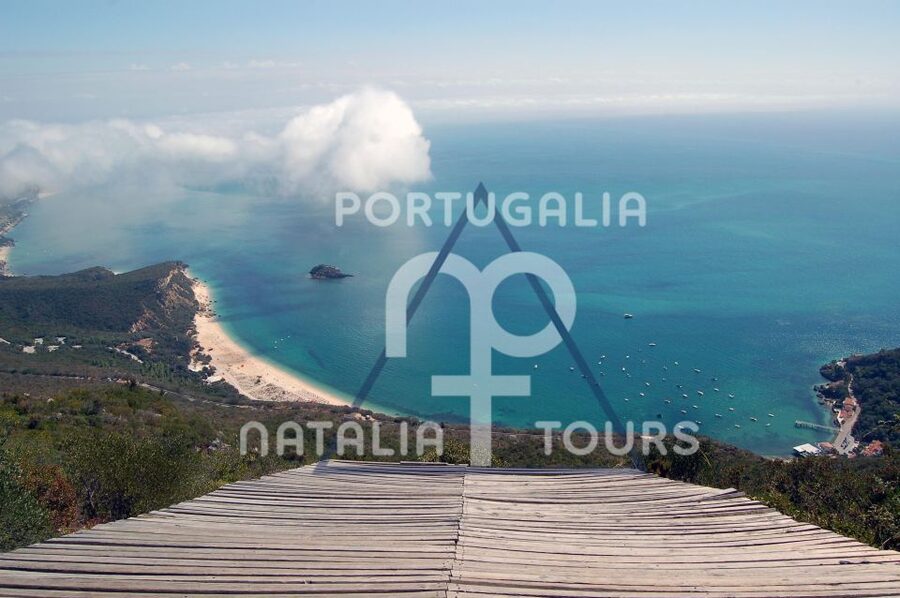 Lisbon Getaway: Private Arrábida Wine & Food Tour - Azeitão and azulejos: tile-making that feels older than everything
