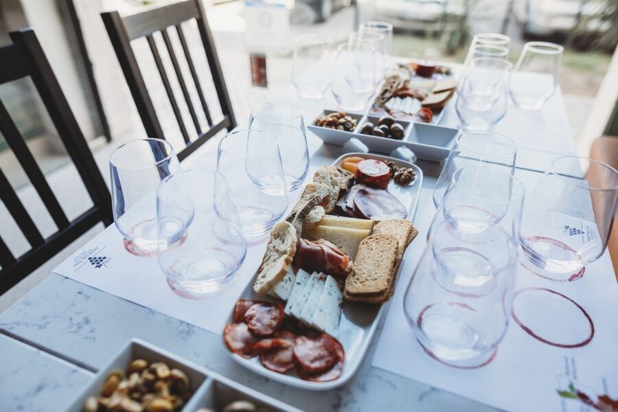 Lisbon: Portuguese Wine and Cheese Tasting with Lunch - Key takeaways before you go