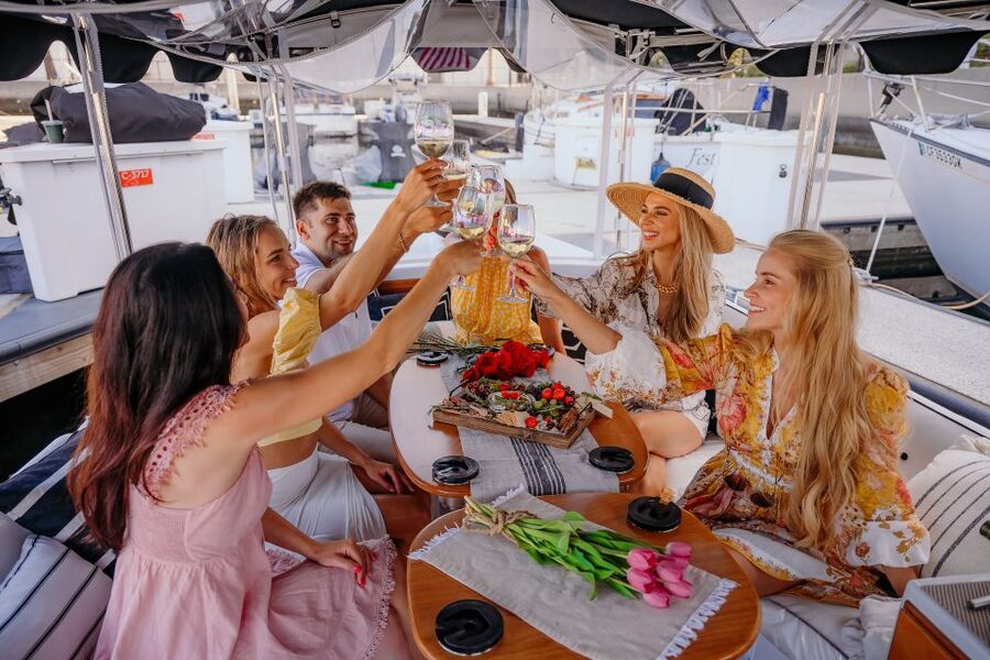 Los Angeles: Luxury Cruise with Wine, Cheese & Sea Lions - Key things I’d plan around