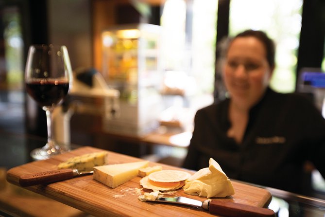 Luxury Private 90min Wine and Cheese Yarra River Cruise - Your Private Skipper: Less Talking, More Answering (and Better Photos)