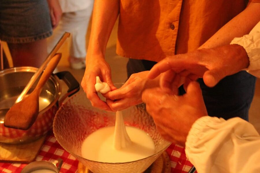 Matera: Mozzarella and Cheese tasting with a Cheesemaker - Quick hits before you go