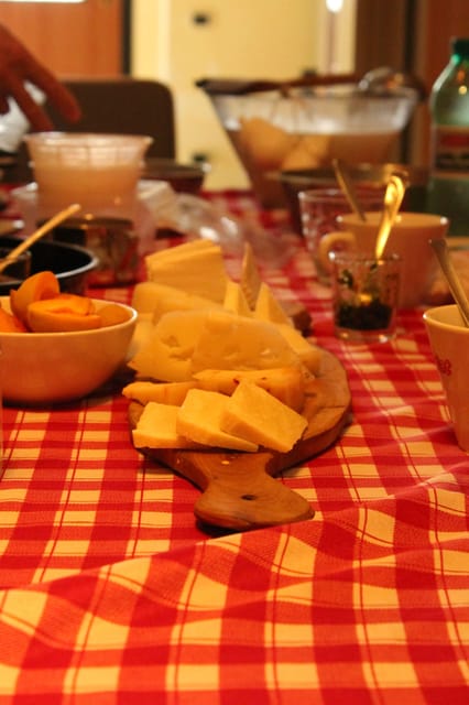 Matera: Mozzarella and Cheese tasting with a Cheesemaker - Where to find the tour and why the format matters in Matera