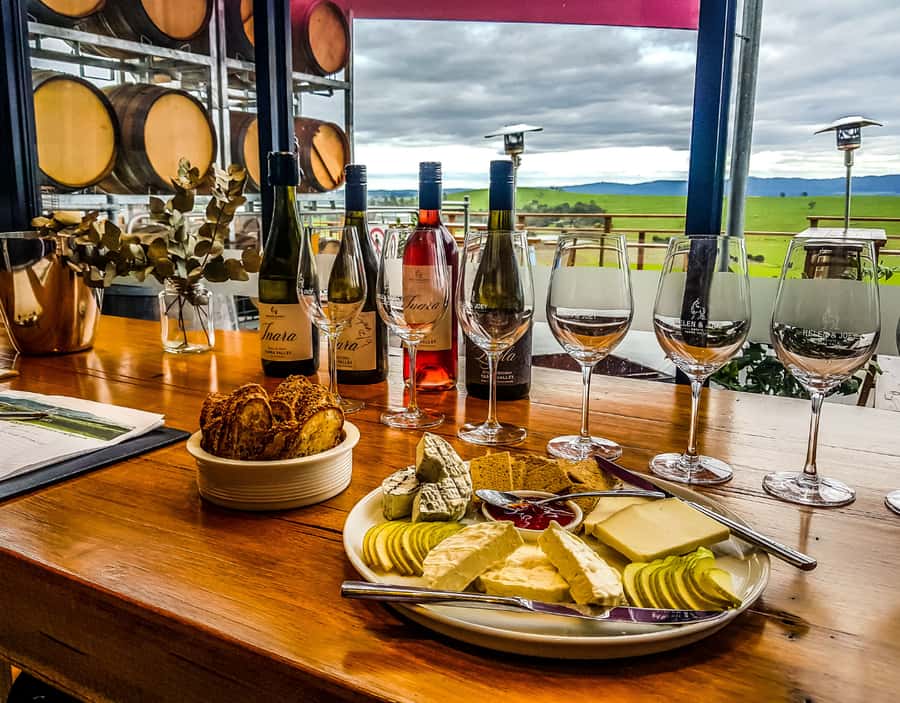 Melbourne: Yarra Valley Wine, Choc, Farm Fresh, Gin Tour - Price and what $92 really covers
