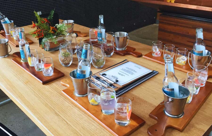 Melbourne: Yarra Valley Wine, Choc, Farm Fresh, Gin Tour - Chocolate factory tasting: 10–12 pieces of pure trouble