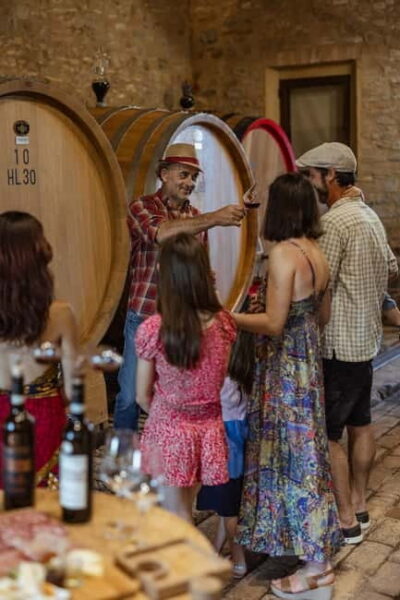 MONTALCINO : Wine Tasting with Tuscan Cold Cuts and Cheese - The vineyard stroll: quick context before you taste