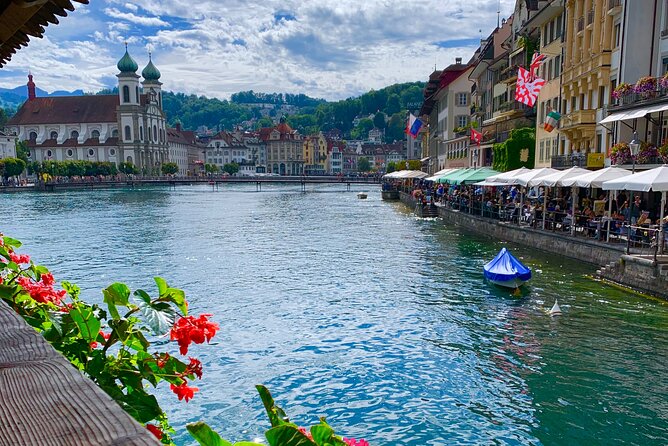 Mt. Titlis Glacier & Lucerne Old Town Tour | From Zurich - Lunch on Titlis: Plan for Card Purchases and Limited Time