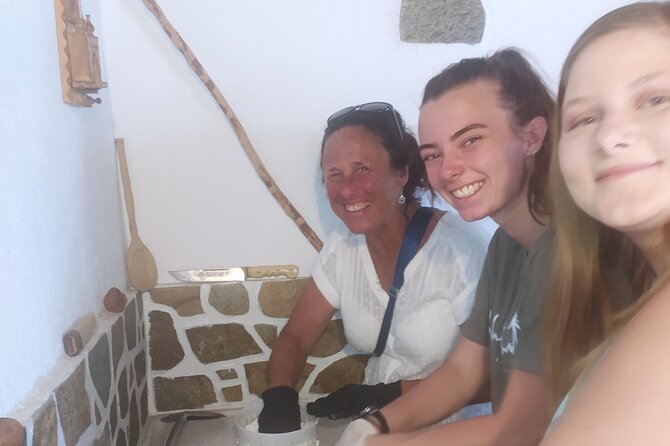 Naxos Farm Experience and cheese making - Getting there with Mercedes pickup and flexible start times