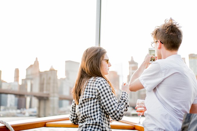New York City: Champagne, Cheese, Caviar & Sightseeing Cruise - The On-Board Atmosphere: Crew Style, Table Setup, and Group Size