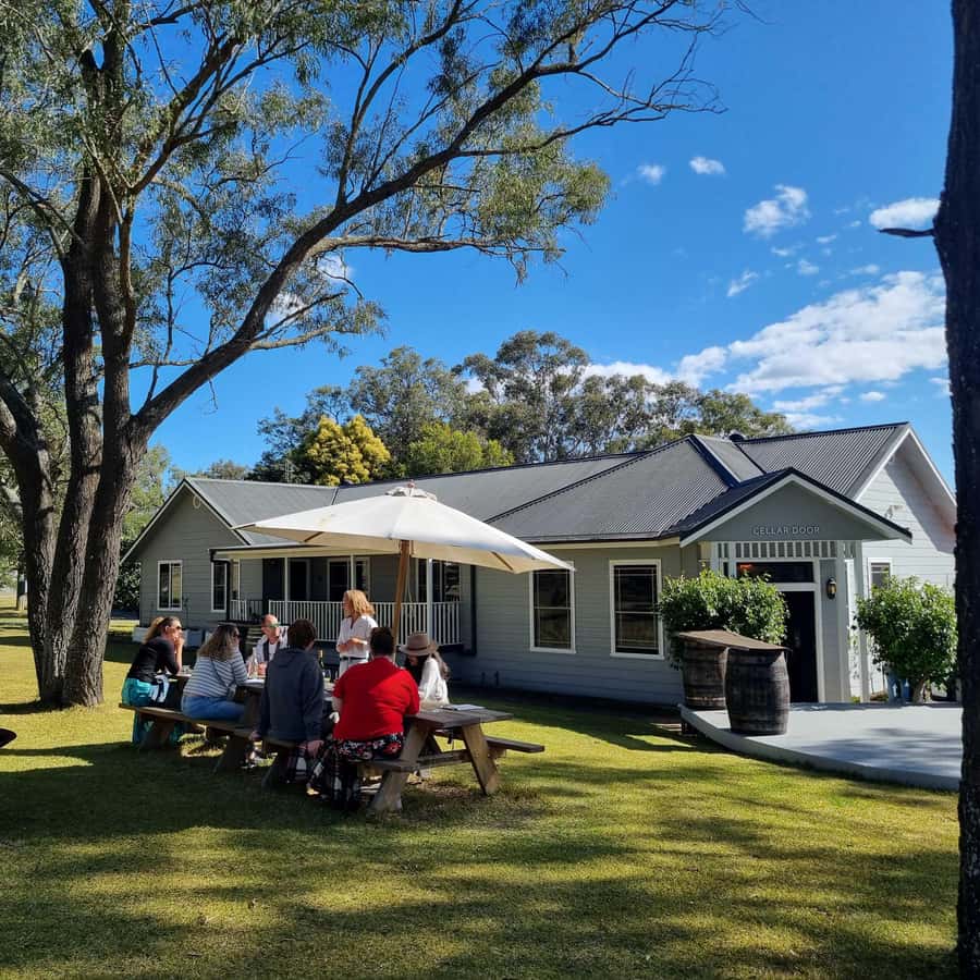 Newcastle: Hunter Valley Wine, Gin, Cheese & Chocolate Tour - Spirits, Cheese, and Chocolate Pairing Moments That Make It Different