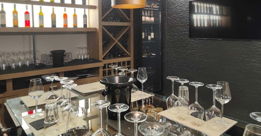 Orange & Natural Wines Of Greece with Cheese & Olive Oils - One Hour, Six Pours: What This Greek Natural Wine Tasting Really Is