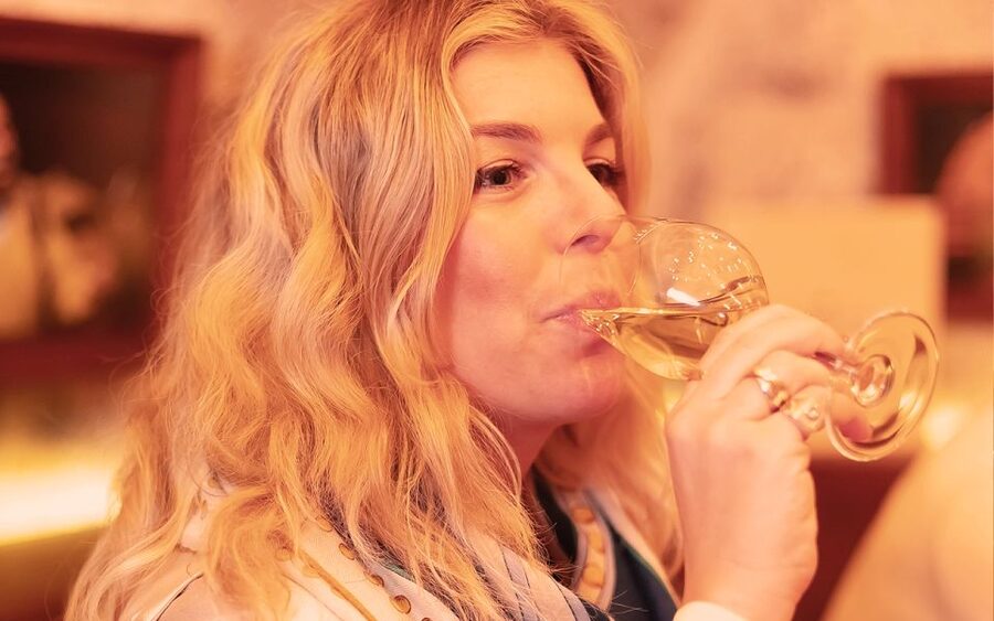 Paris: Apéro Wine and Cheese Tasting Experience - Is the $76 Price Fair for a Louvre Cellar Apéro?