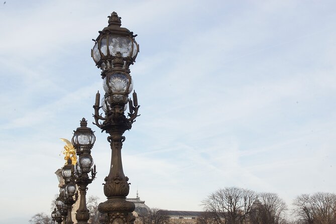 Paris Le Marais Historical Walking Tour with Wine and Cheese Tasting - Philip II Augustus wall: medieval defense you can still feel