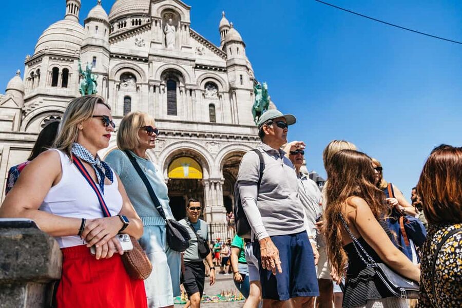Paris: Montmartre Cheese, Wine & Pastry Guided Walking Tour - Sacré Coeur, Place du Tertre, and Moulin Rouge: Icon Spots With Context