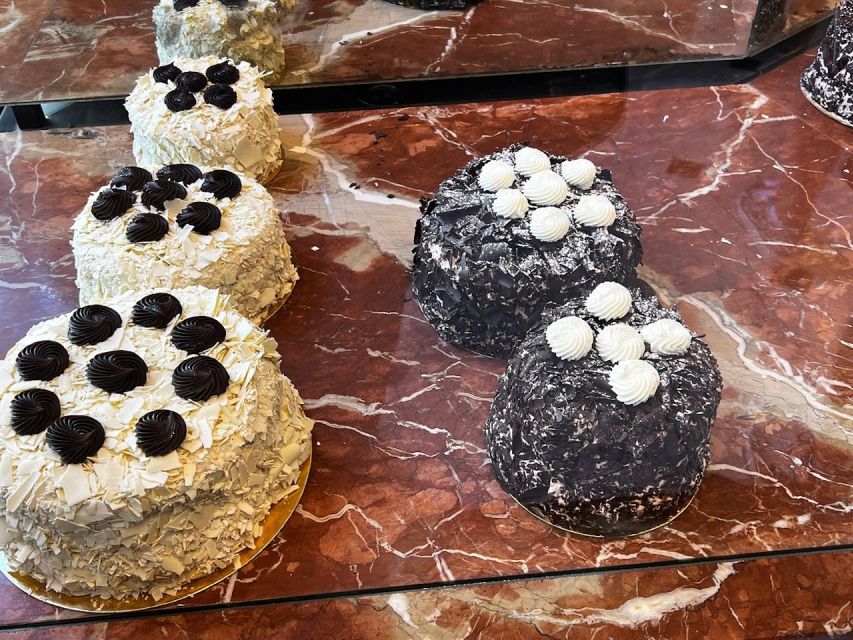 Paris: Walking Food Tour with Cheese, Wine and Delicacies - Price and time: what $148 buys you in practical terms