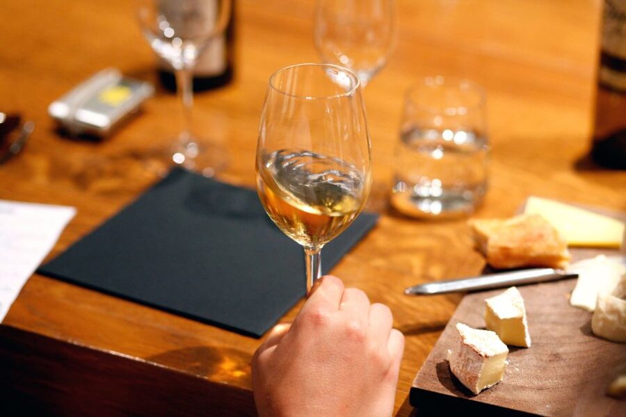Paris: Wine and Cheese Lunch - Where this lunch fits in your Paris plans