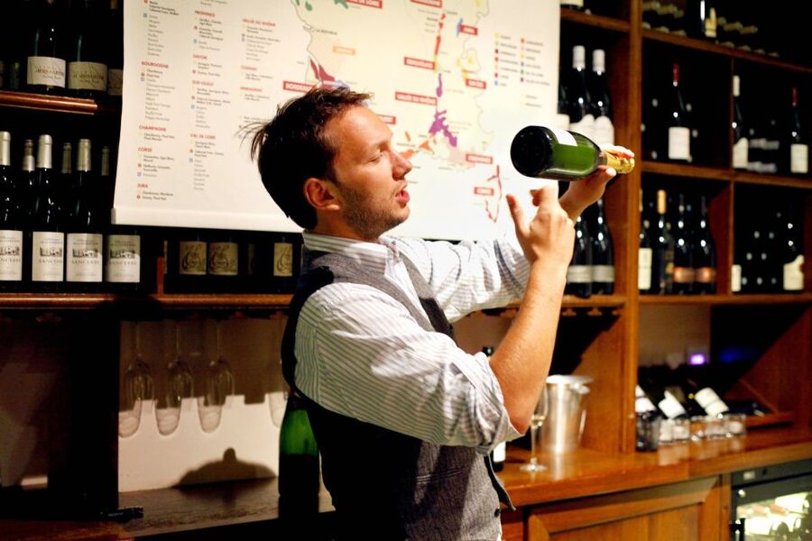 Paris: Wine and Cheese Lunch - Should you book this Paris wine and cheese lunch?