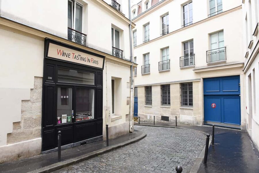 Paris: Wine and Cheese Pairing - Cheese pairings from Latin Quarter: why this is more than just snacks