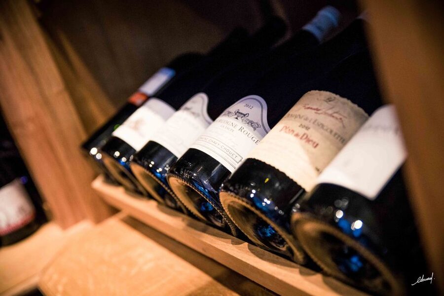Paris: Wine and Cheese Tasting - Duration and pacing: 90 minutes that don’t drag