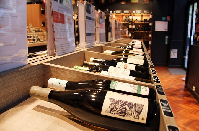 Paris Wine and Cheese Tastings Class near Le Marais - Ask-for-your-favorites energy: how the guide helps you learn faster