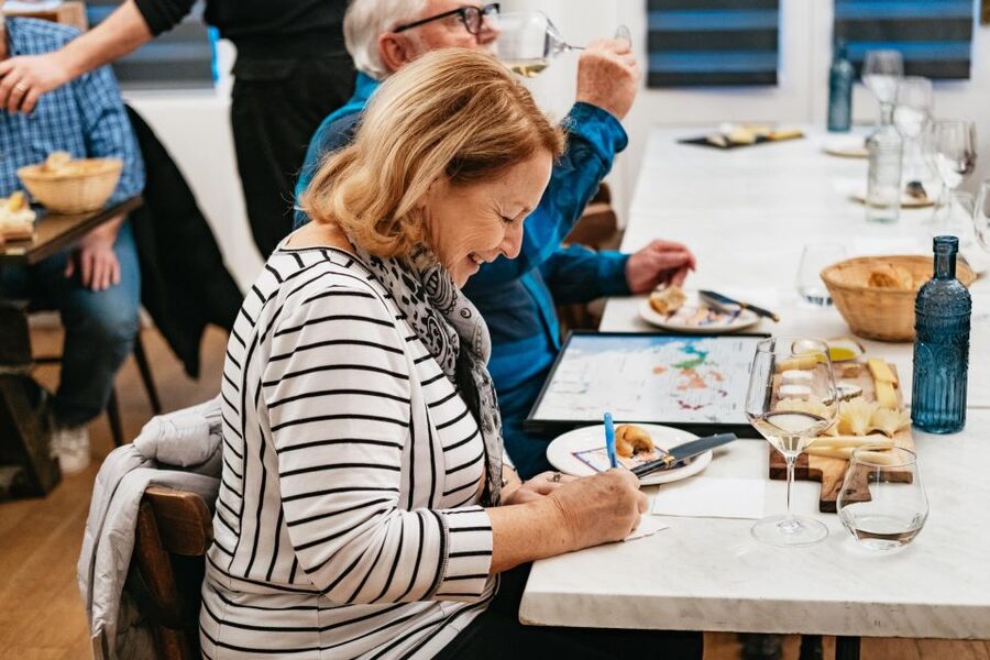 Paris: Wine Tasting Experience with 6 Wines and Cheese Board - Tips to get more from the tasting