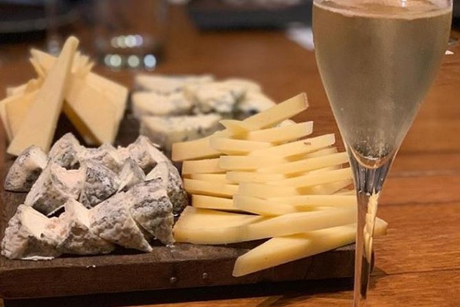 Paris Wine Tasting plus Cheese Lunch with an Expert Sommelier - Inside Ô Chateau: A Lunch Tasting in a Central Paris Wine Cellar