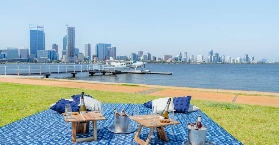 Perth: Scenic Seaplane Tour with Cheese Board & Champagne - Checking in at Queen Street Jetty: where the experience starts