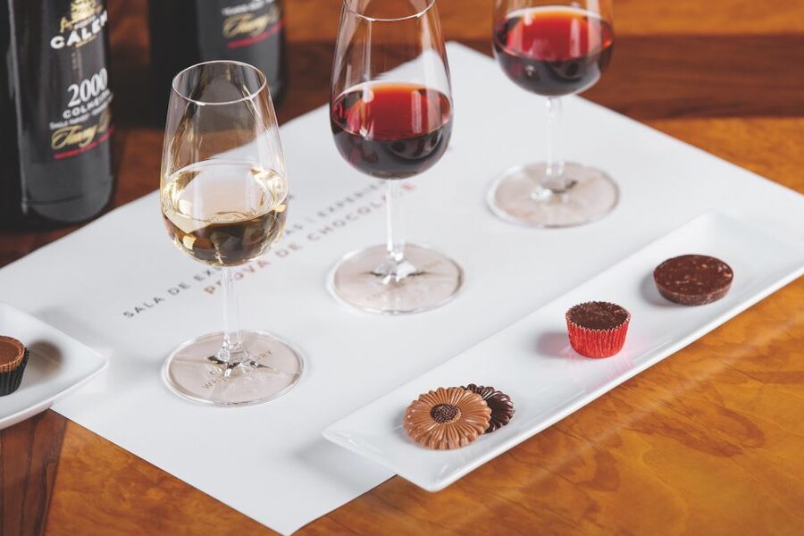 Porto: Cálem Cellar with Chocolate, Cheese, and Wine Tasting - Key things to know before you go