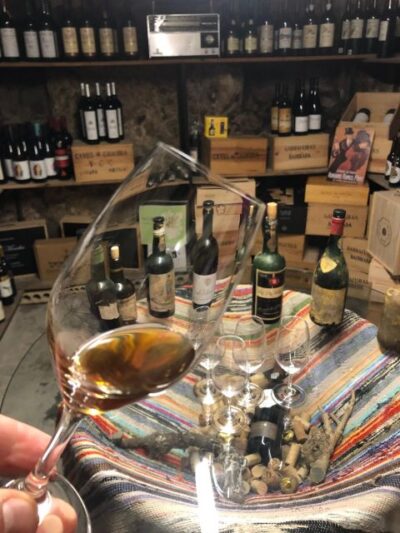 Porto: Cheese and Port Wine Tasting in a Unique Place - What you taste: 4 Portuguese cheeses and 3 port wine glasses