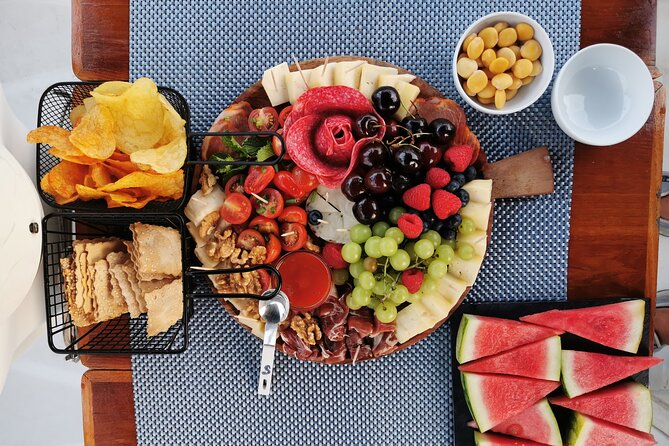Porto: Wine and cheese tasting on a sailboat on the Douro River - Price and value: is $467.32 per group worth it?