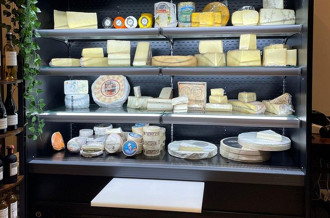 Private Cheese and Wine Tasting - Who should book this cheese and wine workshop in St Maarten