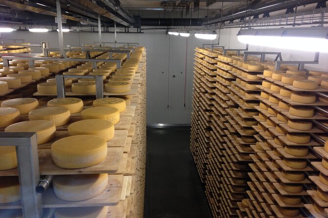 Private Guided Swiss Alps Day Trip from Zurich with Hotel Pick-Up - Appenzeller Schaukäserei in Stein AR: cheese tasting with the big-cave scale