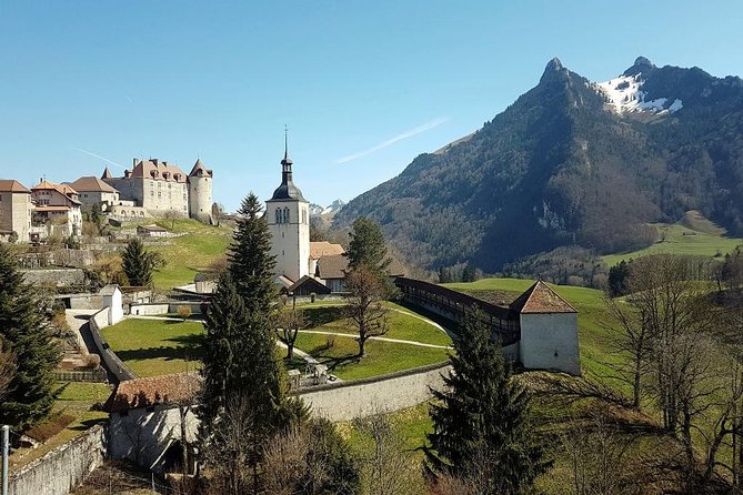 Private Swiss Cheese and Chocolate Tour from Interlaken - Bern: Medieval Streets, Münster Church, and a Quick Hit of Swiss Capital Life