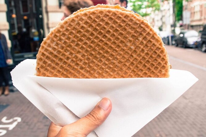 Private tour from Rotterdam to Windmills of Kinderdijk & Gouda Cheese Experience - Should you book the Rotterdam to Kinderdijk and Gouda private tour?