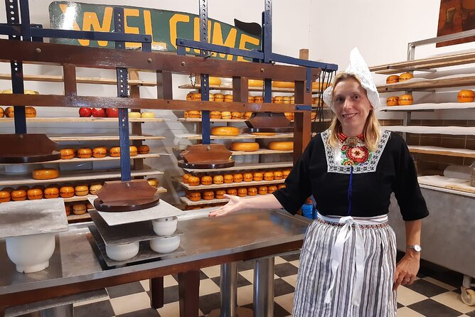 Private Tour of Simonehoeve Cheese Farm and Clog Factory - Clog workshop: cut, choose, and take home a personal souvenir