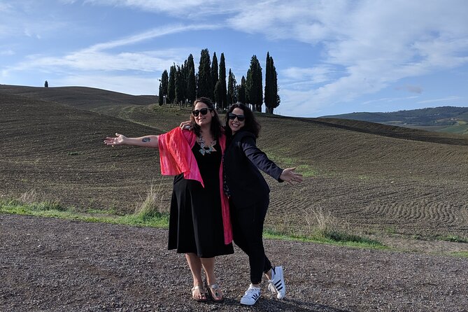 Private tour Wine and cheese a perfect combinations val 'Orcia - Podere Il Casale cheese farm: factory tour and terrace lunch in Val d’Orcia