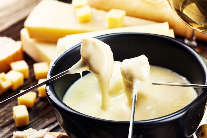 Private Trip from Geneva to Gruyeres: Cheese & Chocolate Tasting - Gruyères town walk and Marche Gruerien: buy only what you’ll eat