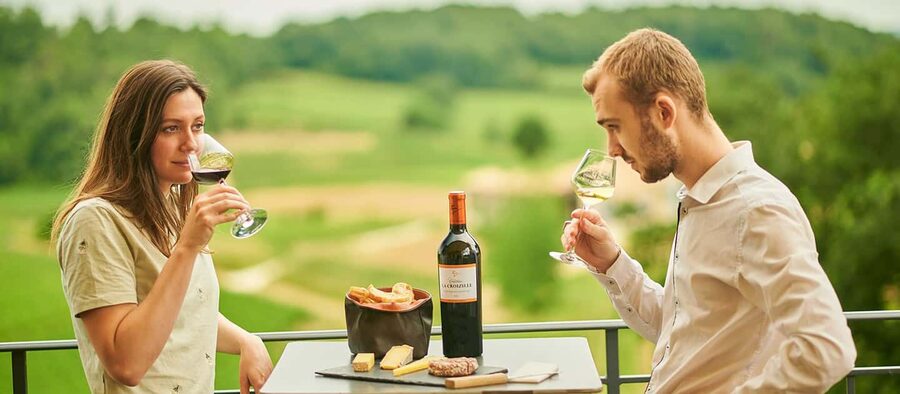 Saint-Emilion: Grand Cru Classé Cheese & Charcuterie Visit - Meeting point at Château Tour Baladoz: limestone charm and an easy start