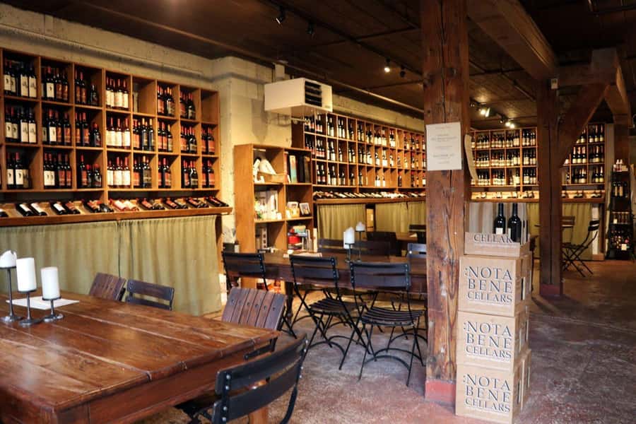 Seattle: Wine, Cheese and Chocolate Pairing Tour - The guides make or break the experience (and you have examples)