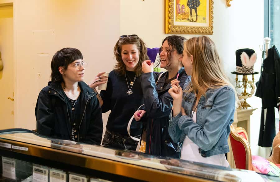 Seattle: Wine, Cheese and Chocolate Pairing Tour - Practical tips so you enjoy every stop