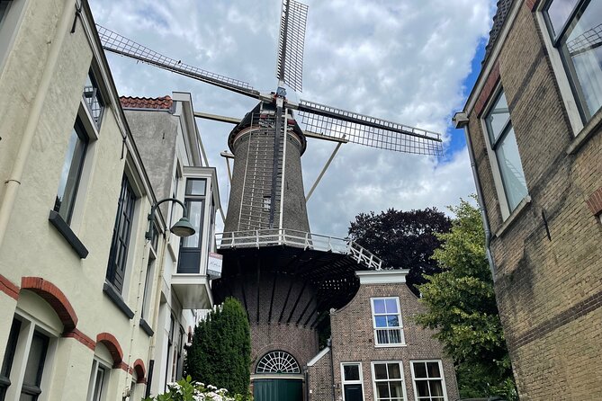 Self-Guided Walking Tour of Gouda: Canals, Colonies, and Cheese - De Goudse Waag on the Markt: setting the tone in a weighing house