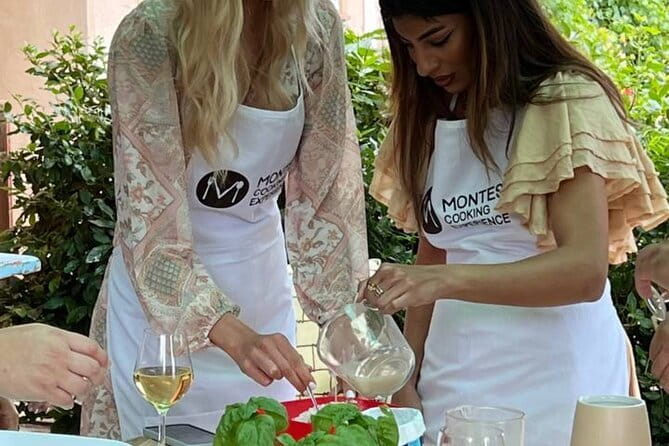 Semi Private tasting and Cheese-making Class in Florence - Logistics that matter: meeting point, mobile ticket, and parking reality