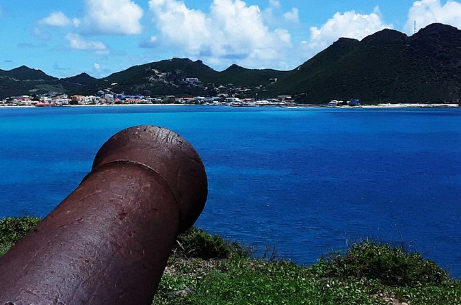 St.Martin-St.Maarten: Small Group, History & Cheese Tasting Tour - Fort St. Louis and Marigot: the French-side panorama with concrete stairs