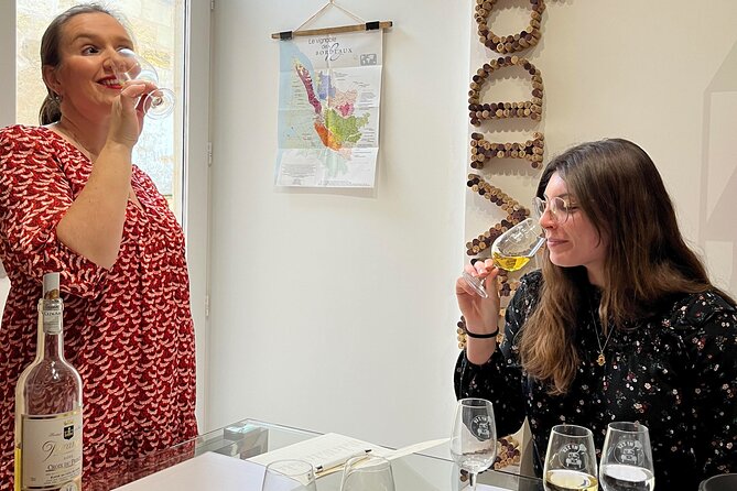 Tasting of 6 Bordeaux wines and pairing charcuterie & cheese - A 75-minute Bordeaux crash course with six focused pours