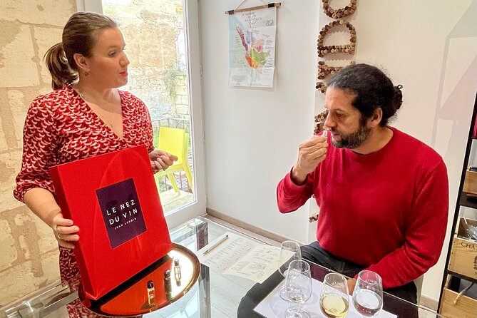 Tasting of 6 Bordeaux wines and pairing charcuterie & cheese - The mystery wine: your nose learns fast