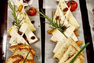 Tenerife Bodegas Monje Winery Tour with Wine and Cheese Tasting - Cheese pairings that help you taste Tenerife the smart way