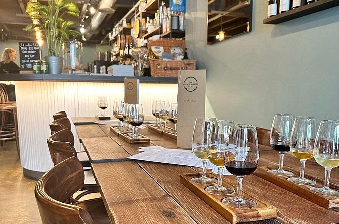 The Ultimate Cheese & Wine Food Tour - What the guides do well: stories that make the streets make sense
