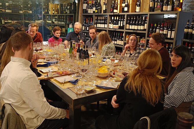 Top Lake Como Wine & Food Tasting: 7 Wines Meat & Cheese or Veg. - Capitan Drake in Como: a city-center setup that saves time