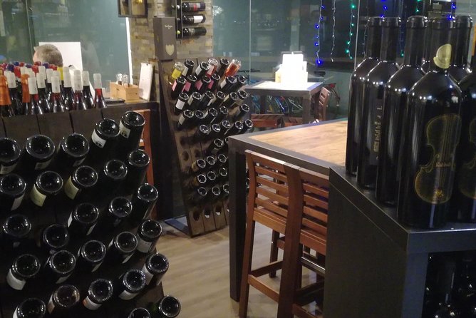 Top Lake Como Wine & Food Tasting: 7 Wines Meat & Cheese or Veg. - Price and value: is $180.22 worth it?