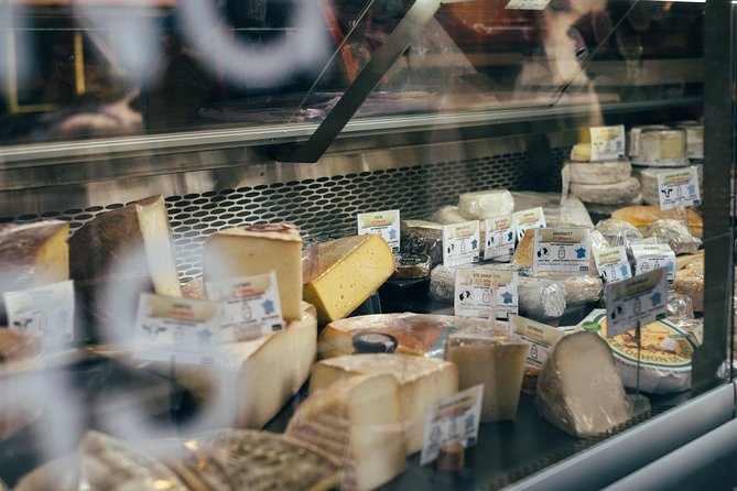 Ultimate London Cheese Crawl : Guided Food Tour - Mayfair Sampling: Stilton and the Art of Not Overthinking It