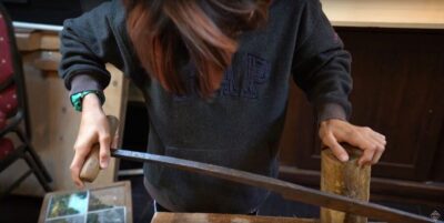 Volendam: 2-Hour Clogmaking Workshop and Cheese Tour - How the carving and tools feel in real life